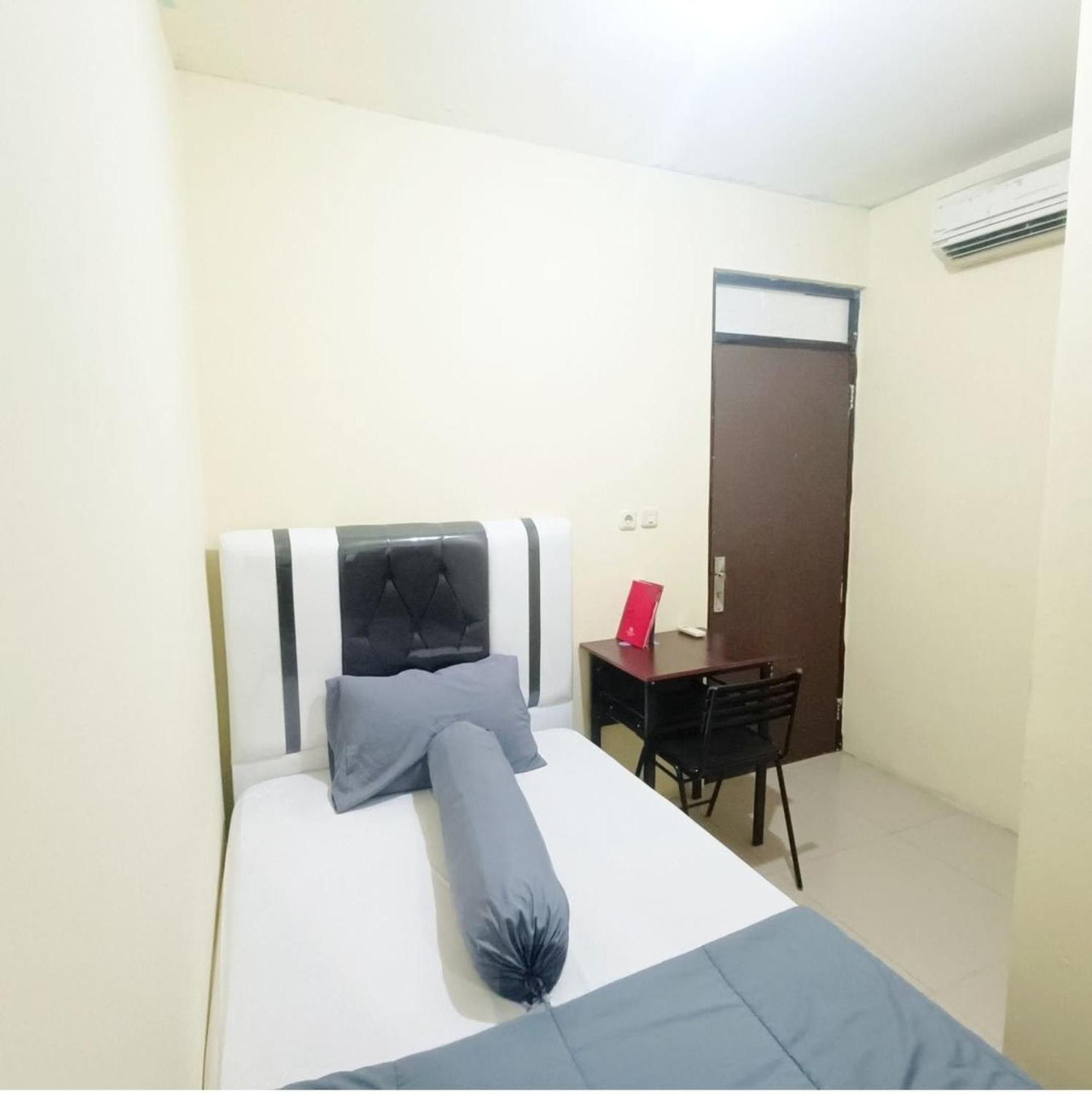 Kost Griya Marina By Ecommerceloka Wisma tamu *
